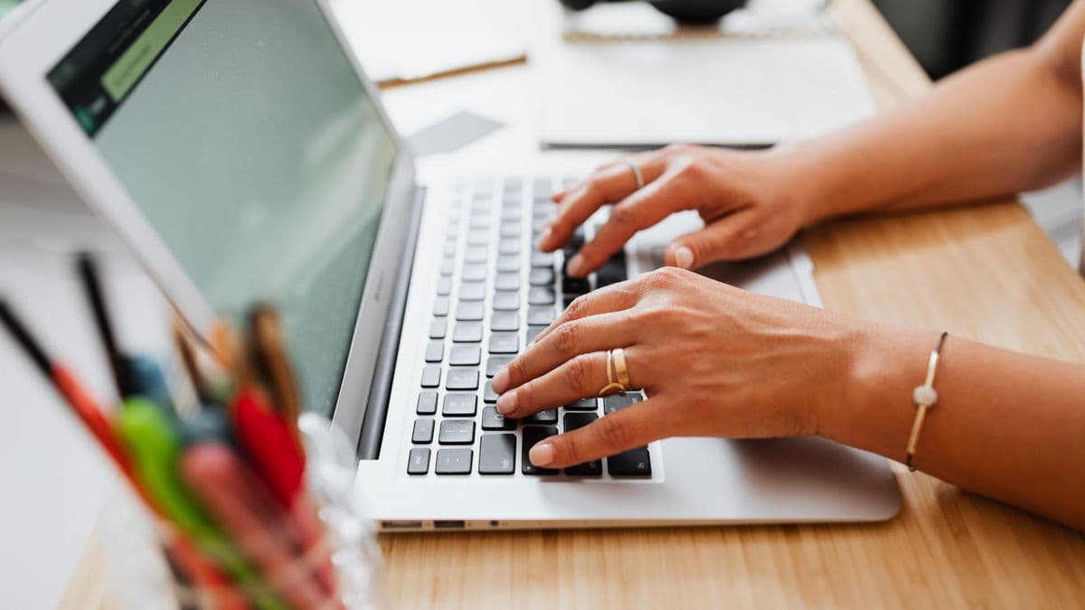 AI Copy Generator — Leadify Marketing CRM